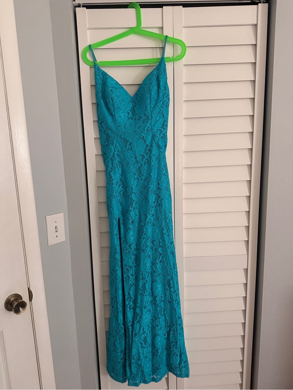 Teal Lace Spaghetti Strap Evening Dress